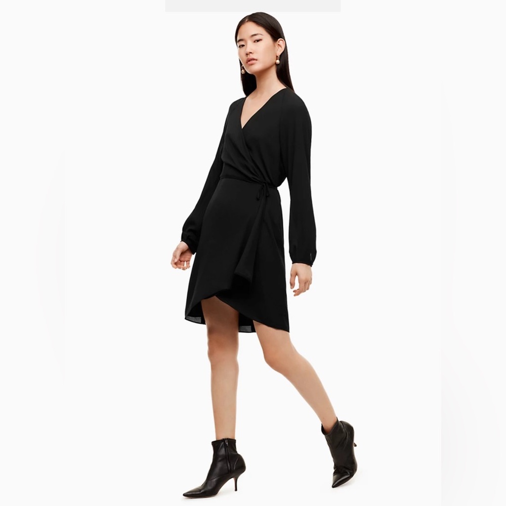 Aritzia Babaton Degrazia wrap dress